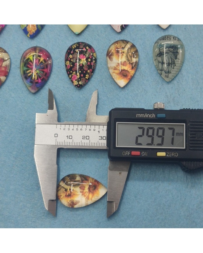 Damla Büyüteç Desenli 10 Adet Cam Taş - Mix