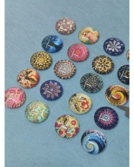 Daire Büyüteç Desenli 10 Adet Cam Taş - Mix