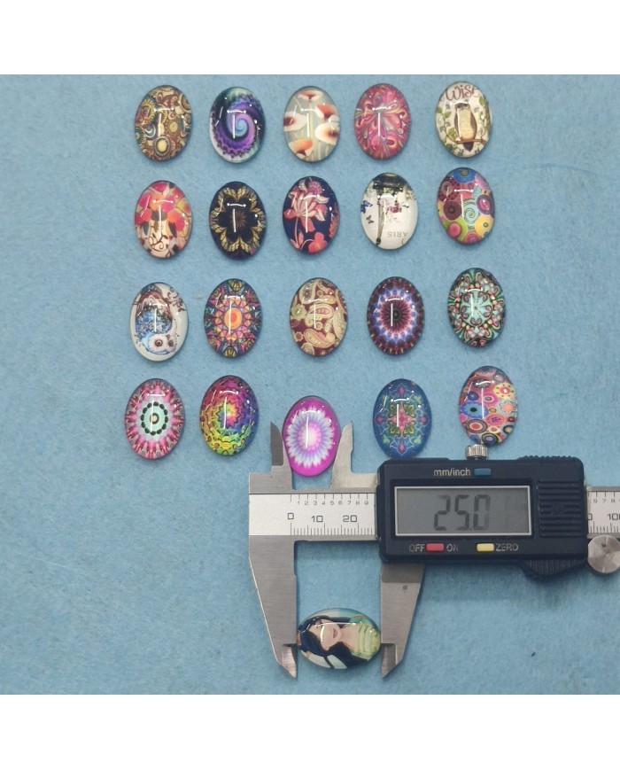 ELİPS BÜYÜTEÇ DESENLİ 10 ADET CAM TAŞ - MİX