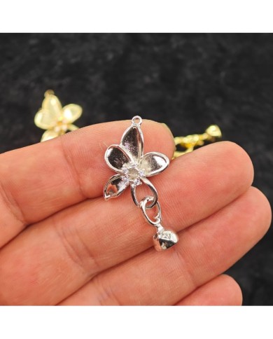 Çiçek Model Geçmeli Kapama - Gümüş