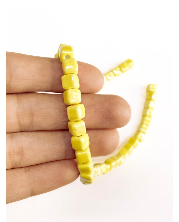 İpe Dizili Seramik Boncuk Sarı Küp 5mm - 1 Dizi