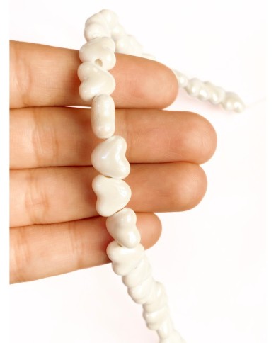 İpe Dizili Seramik Boncuk Beyaz Kalp 10mm - 1 Dizi