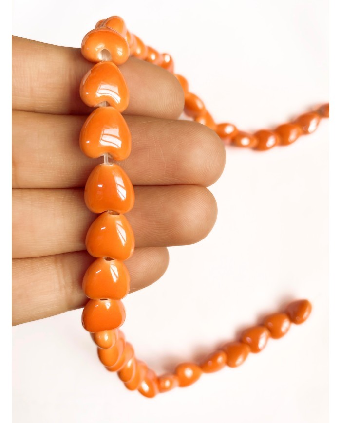 İpe Dizili Seramik Boncuk Turuncu Kalp 10mm - 1 Dizi
