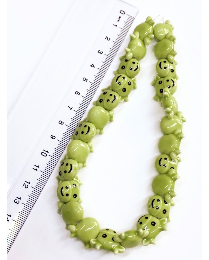 İpe Dizili Seramik Boncuk Yeşil İnek 19mm - 1 Dizi