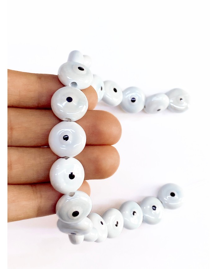 İpe Dizili Seramik Boncuk Beyaz Yuvarlak Yassı 15mm - 1 Dizi