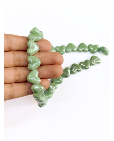 İpe Dizili Seramik Boncuk Yeşil Kalp 15mm - 1 Dizi