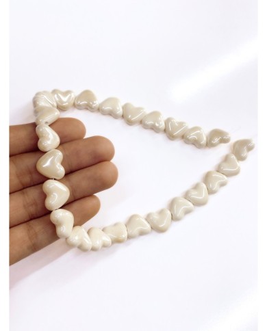 İpe Dizili Seramik Boncuk Beyaz Kalp 15mm -  1 Dizi