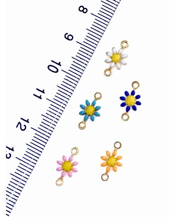 Pirinç Zirkon Mineli Papatya Kolye Bileklik Ucu Charm Beyaz 1 Adet