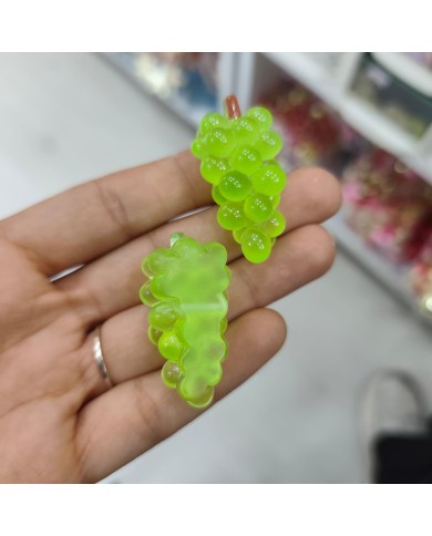 Plastik Yeşil Üzüm Meyve Figürlü Kolye Bileklik Ucu Charm 1 Adet